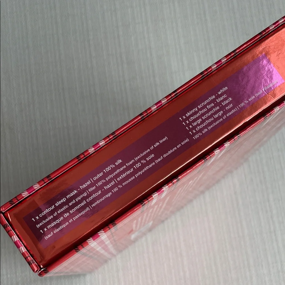 SLIP Hazel Beauty Sleepover Set (Limited Edition) - Picture 7 of 13